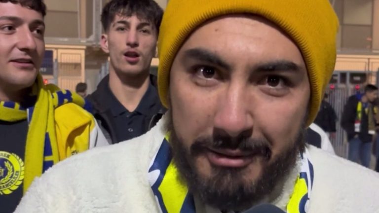 ESH Spor, Samsunspor galibiyetinin ardından Fenerbahçe taraftarına mikrofon uzattı