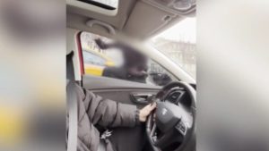 Fatih’te trafikte tartıştığı araca saldıran şüpheli gözaltında