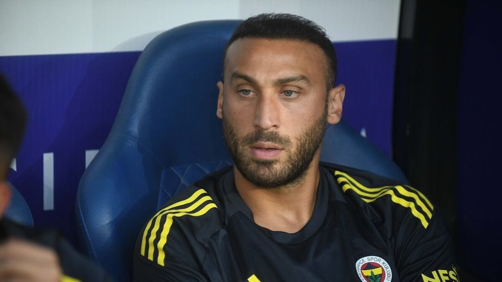 Fenerbahçe, Cenk Tosun’un sözleşmesini feshetti!