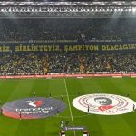 Fenerbahçe tribünlerinden şampiyonluk mesajı