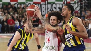 Fenerbahçe’den Karşıyaka’ya 36 sayılık fark