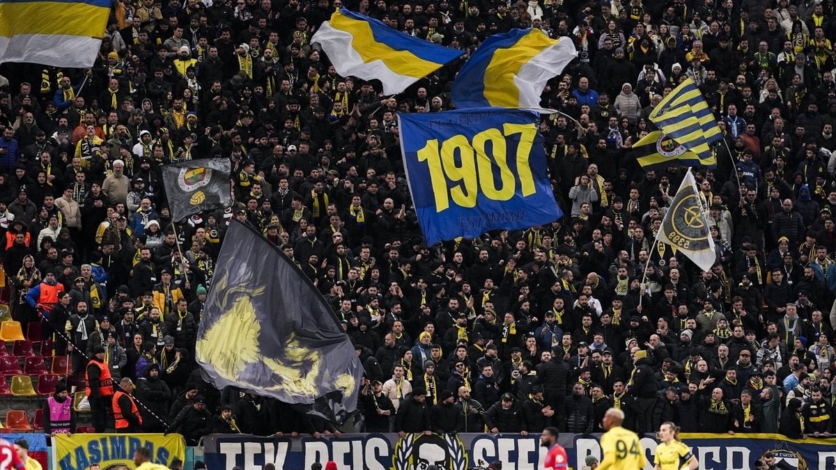 Fenerbahçe’yi taraftarları yalnız bırakmadı