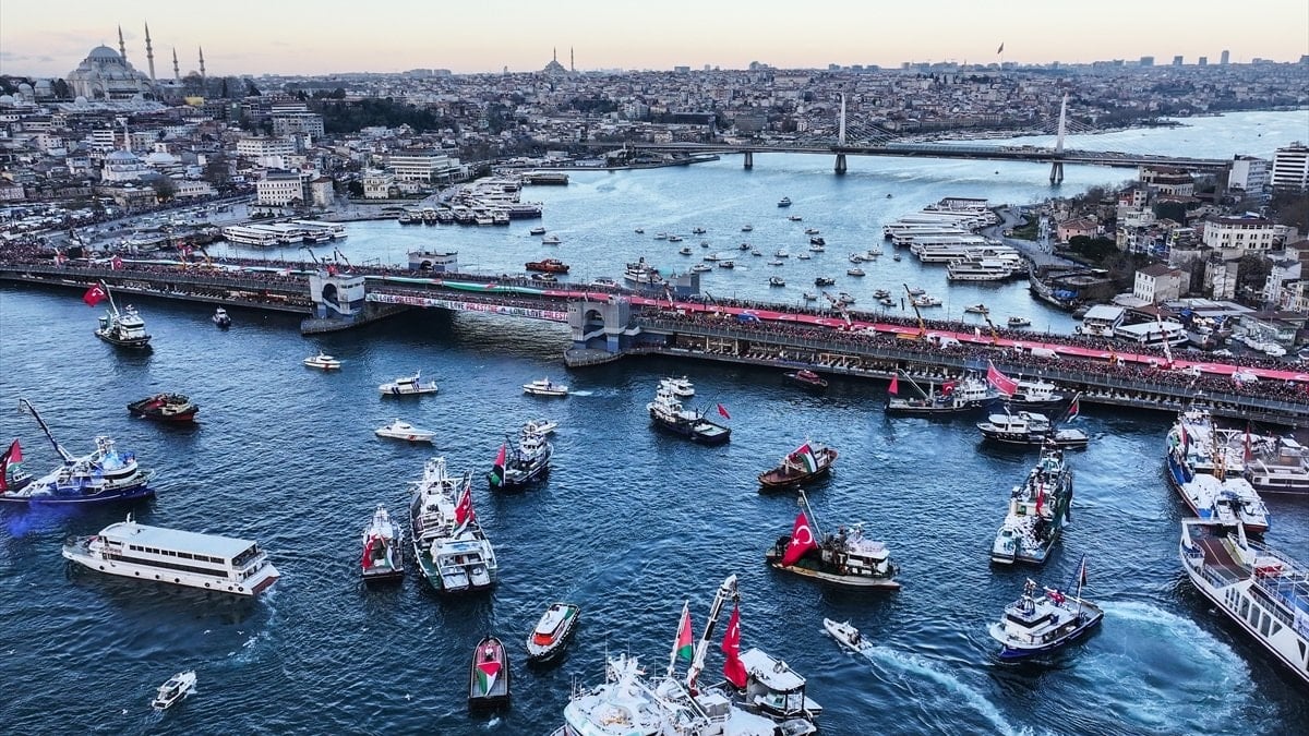 Galata Köprüsü’nde Filistin için toplandılar: 520 bin kişi tek yürek oldu