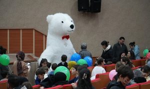 Gölcük’te Çocuklar İçin “Ara Tatil Tiyatro Şenliği” Başladı