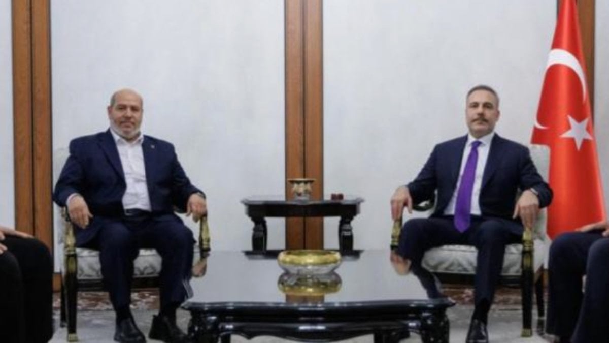 Hakan Fidan, Hamas Siyasi Büro Üyeleri ile bir araya geldi