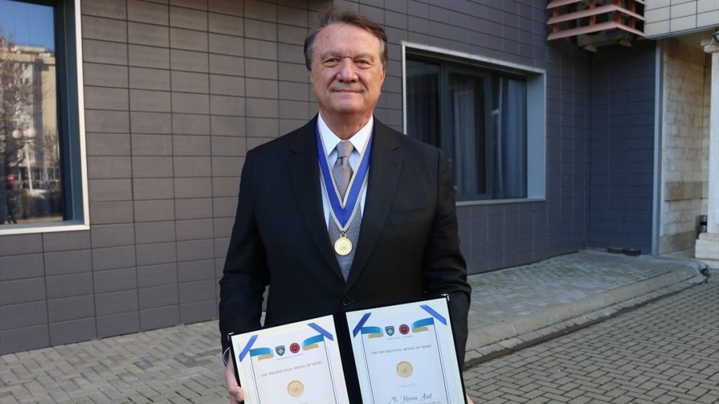 Hasan Arat, Kosova Cumhurbaşkanlığı Onur Nişanı’na layık görüldü