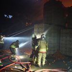 Hatay narenciye paketleme fabrikası alevlere teslim oldu