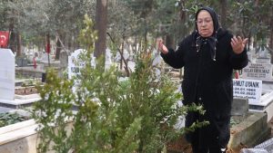 Hatay’da depremde kaybolan kız kardeşinin mezarına aylar sonra ulaştı