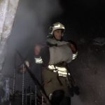 Hatay’da korkutan yangın: İki katlı binada mahsur kalan 7 kişi kurtarıldı