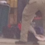 Hatay’da şüpheli çantadan elbise çıktı