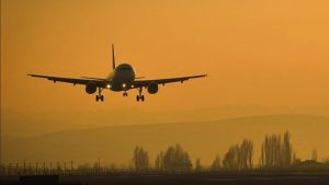 Hava yolu şirketleri, İran’a olan uçuşlarını iptal etti