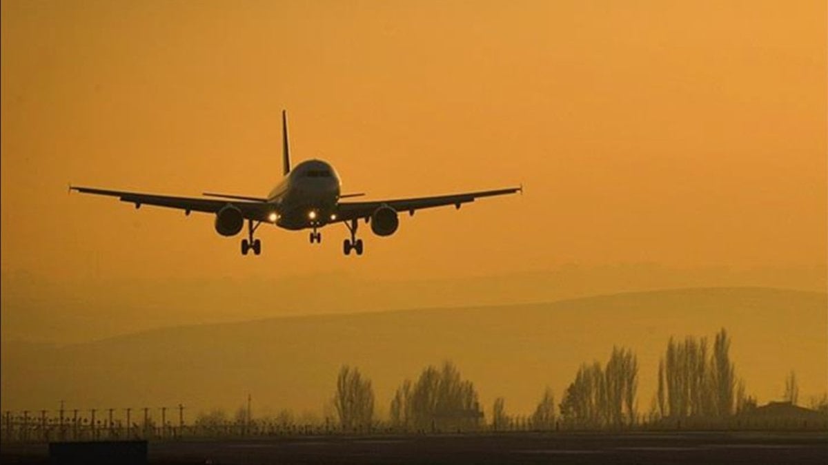Hava yolu şirketleri, İran’a olan uçuşlarını iptal etti