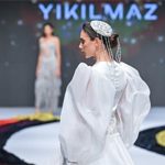 IF Wedding Fashion İzmir’de “Sessiz Asalet” podyuma taşındı