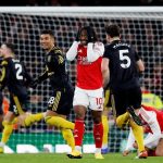 İngiltere’de lider Arsenal’in puan kayıpları sürüyor