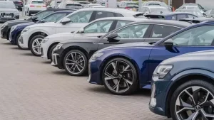 İngiltere’de Otomobil Pazarı Toparlanıyor: Vergi Yükü Elektrikli Dönüşümü Yavaşlatıyor mu?