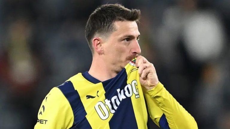 İrfan Can Kahveci ve Çağlar Söyüncü’den Mert Hakan Yandaş’a destek