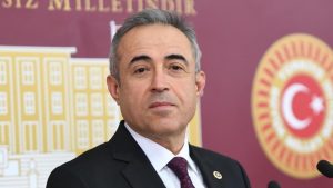 İrfan Karatutlu DEVA Partisi’nden istifa etti