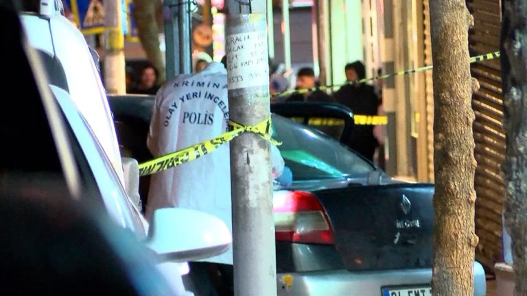 İstanbul Küçükçekmece’de silahlı saldırıda 2 kişi öldü