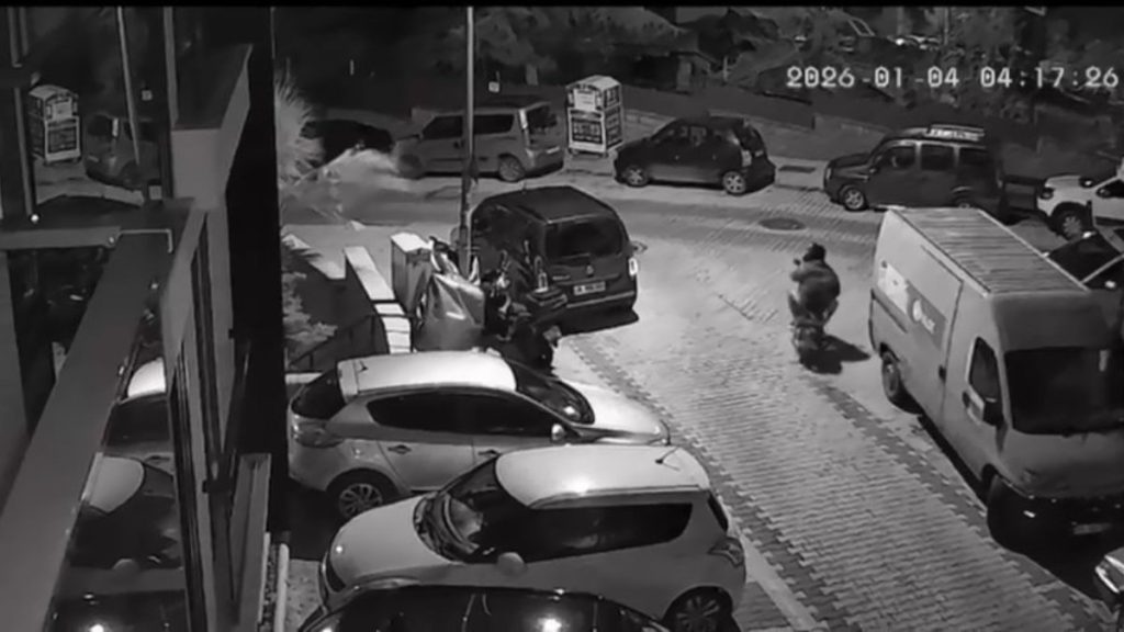 İstanbul’da 53 bin lira değerindeki motosiklet parçası hırsızlığı kamerada