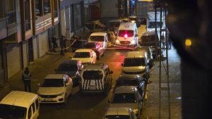 İstanbul’da çatı katından düşen adam hayatını kaybetti