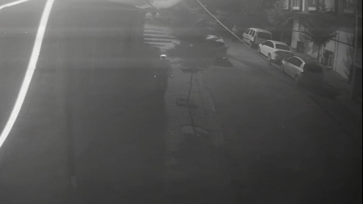 İstanbul’da iş yeri ve evi kurşunlayan şüpheliler yakalandı