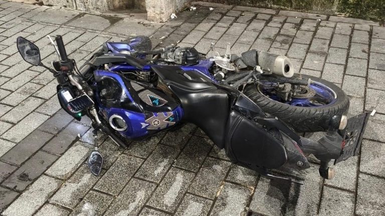 İstanbul’da iş yerine silahla ateş açtılar: Kovalamaca sonucu yakalandılar