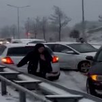 İstanbul’da kar kazaları kameralara yansıdı