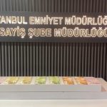 İstanbul’da polisim yalanına kanıp 400 bin TL’sini kaptırdı: Dolandırıcının üzerinden döviz çıktı