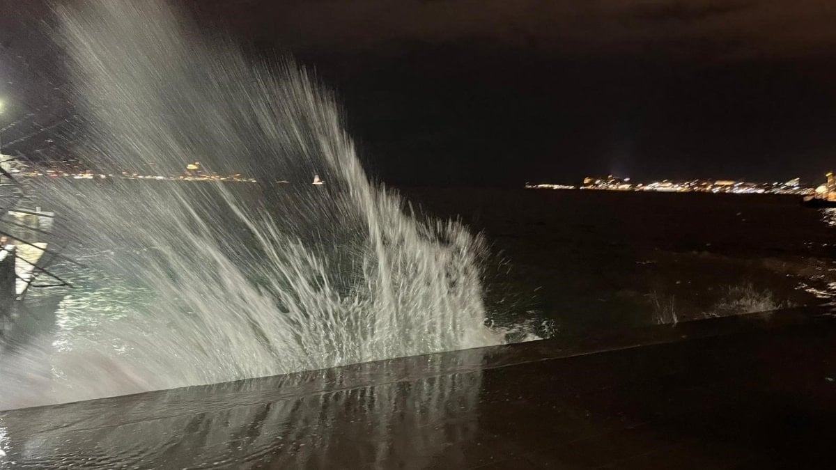 İstanbul’da sabah saatlerinde lodos etkili oldu