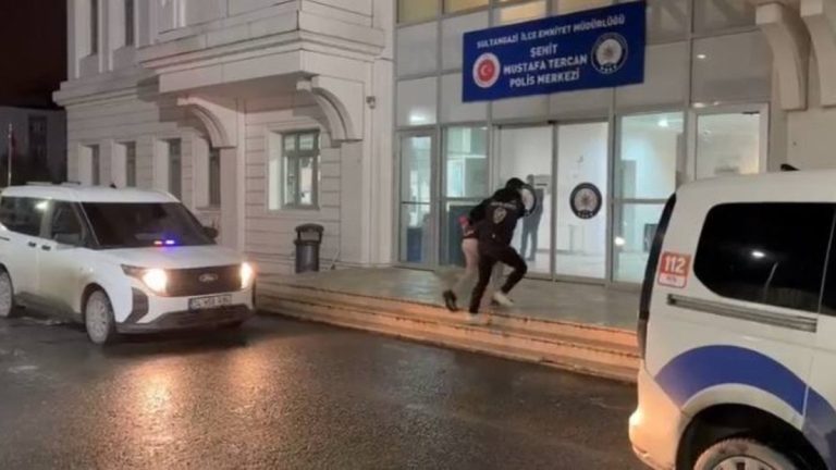 İstanbul’da taksi şoförünü darbeden 2 şüpheli yakalandı