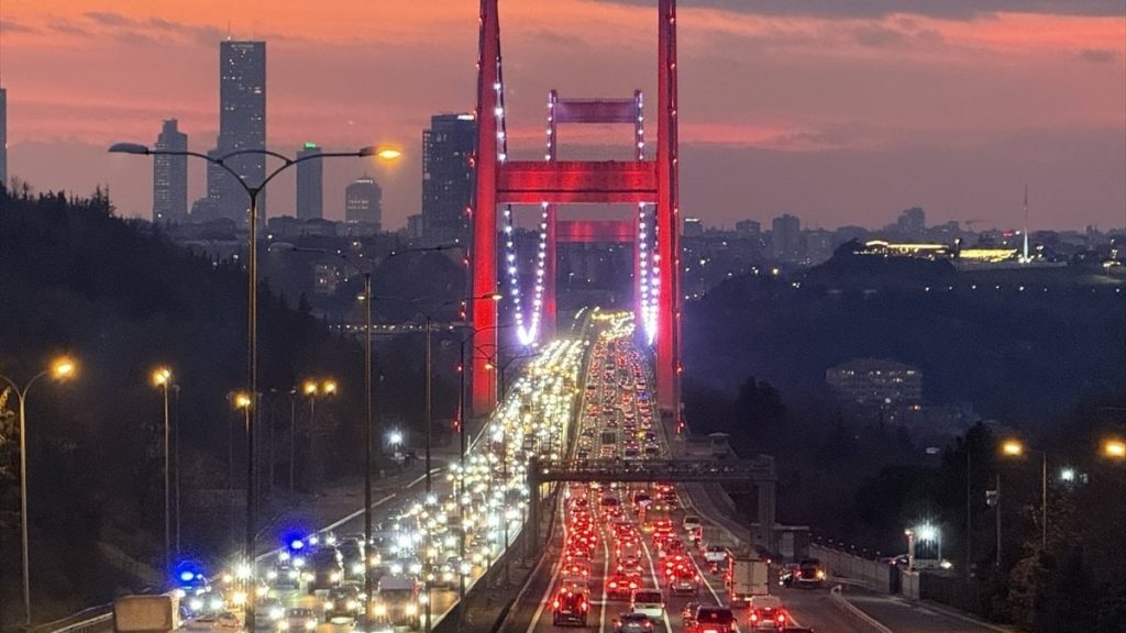 İstanbul’da trafik yoğunluğu yüzde 85’e çıktı