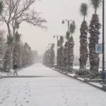 İstanbul’un Silivri kesimleri güne lapa lapa karla uyandı