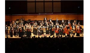 İzmir Oda Orkestrası dünyaca ünlü sanatçılarla sahne aldı