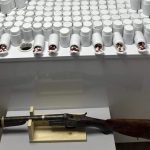 İzmir’de araçtan 17 bin sentetik hap çıktı