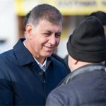 İzmir’de emekli yurttaşın imdadına Büyükşehir yetişiyor