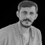 İzmir’de otobüsü sollamak isterken kaza yaptı: Motosiklet sürücüsü hayatını kaybetti