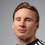 Jonas Svensson ülkesine geri döndü