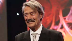 Kadir İnanır’dan haber var