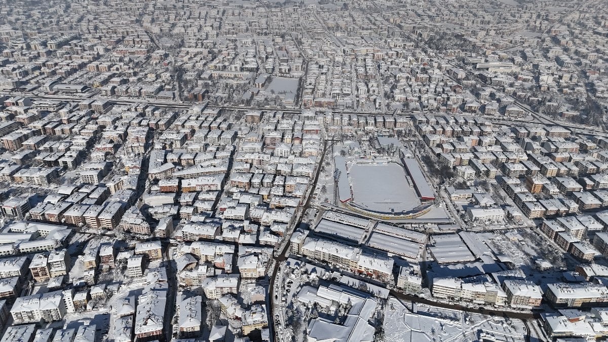 Kar yağışı durdu, Bolu dondu