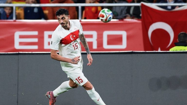 Karadeniz takımlarının Samet Akaydin yarışı