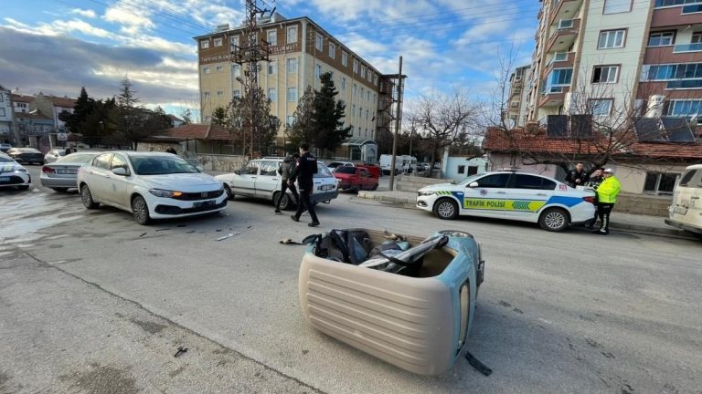 Karaman’da oğlunun kaza yaptığını duydu: Benim çocuğum nerede