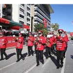 Karşıyaka sokaklarında bando şöleni