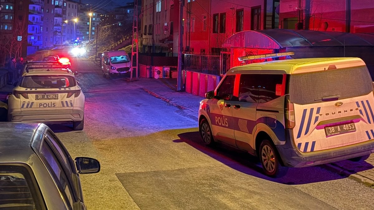 Kayseri’de bir kadın tartıştığı erkek arkadaşını banyoda bıçaklayarak öldürdü