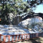 Kemer’de kaçak yapıların yıkımı sürüyor