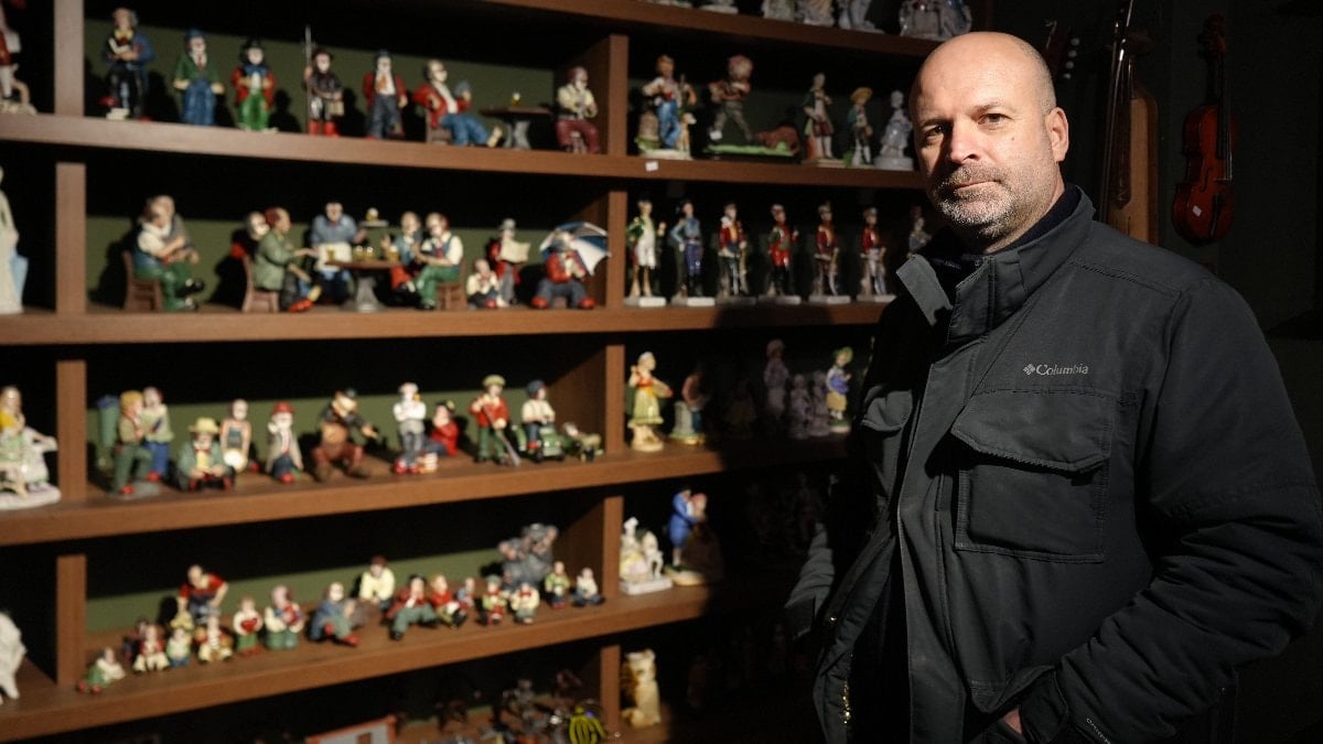 Kocaeli’de antika merakı dükkanını 1.5 yılda resmen müzeye dönüştürdü