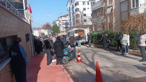 Kocaeli’de forkliftin altında kalan işçi son yolculuğuna uğurlandı