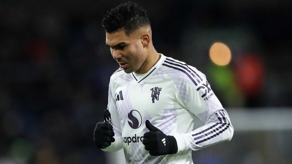 Manchester United, Casemiro ile yollarını ayıracak