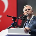 Mansur Yavaş: AVM’lerin önü trafiği kilitliyor, çözüm toplu ulaşımda