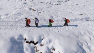 Mardin’de kar ve soğuğa karşı yaşam mücadelesi