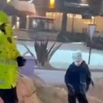 Mardin’de polisle kar topu oynayan gençler kameraya yansıdı